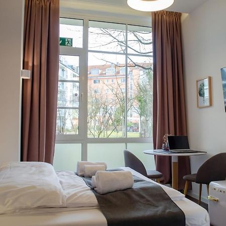 Homely Stay Studio 8 - Relaxed Self-Check-In Room In ميونيخ المظهر الخارجي الصورة