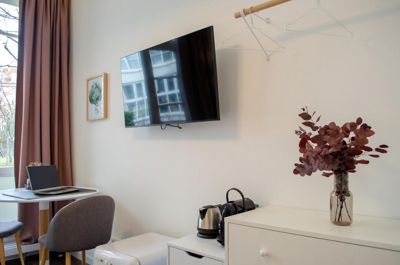 Homely Stay Studio 8 - Relaxed Self-Check-In Room In ميونيخ المظهر الخارجي الصورة